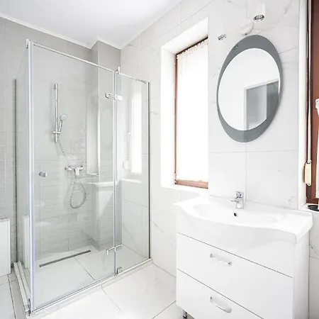 Saint Seven アパート *